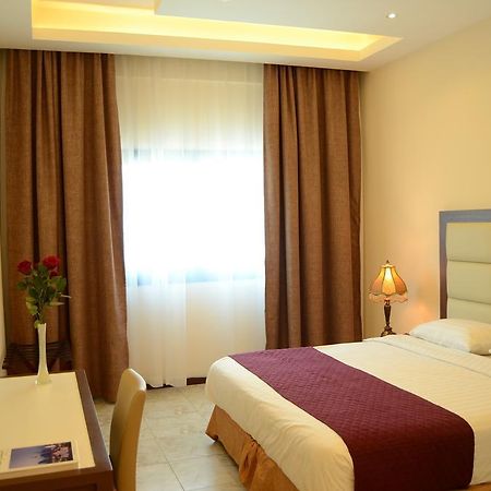 Arcadia Hotel Suites Sharjah Ngoại thất bức ảnh