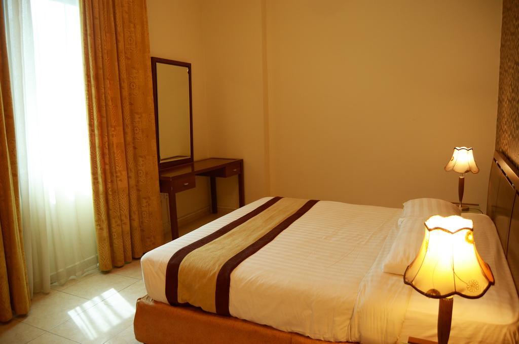 Arcadia Hotel Suites Sharjah Ngoại thất bức ảnh