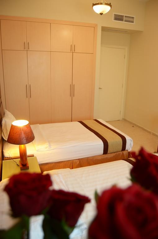 Arcadia Hotel Suites Sharjah Ngoại thất bức ảnh