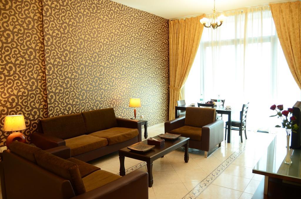 Arcadia Hotel Suites Sharjah Ngoại thất bức ảnh